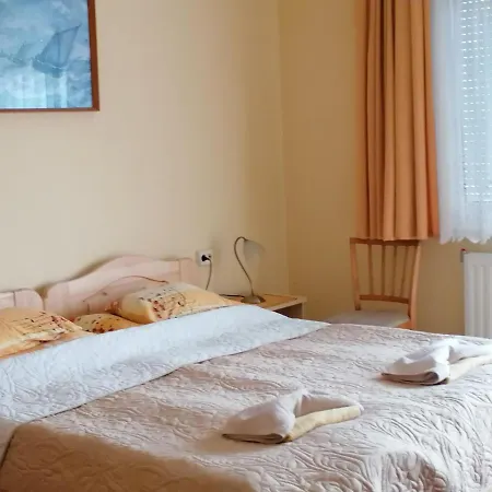 Apartament Ilona Haz